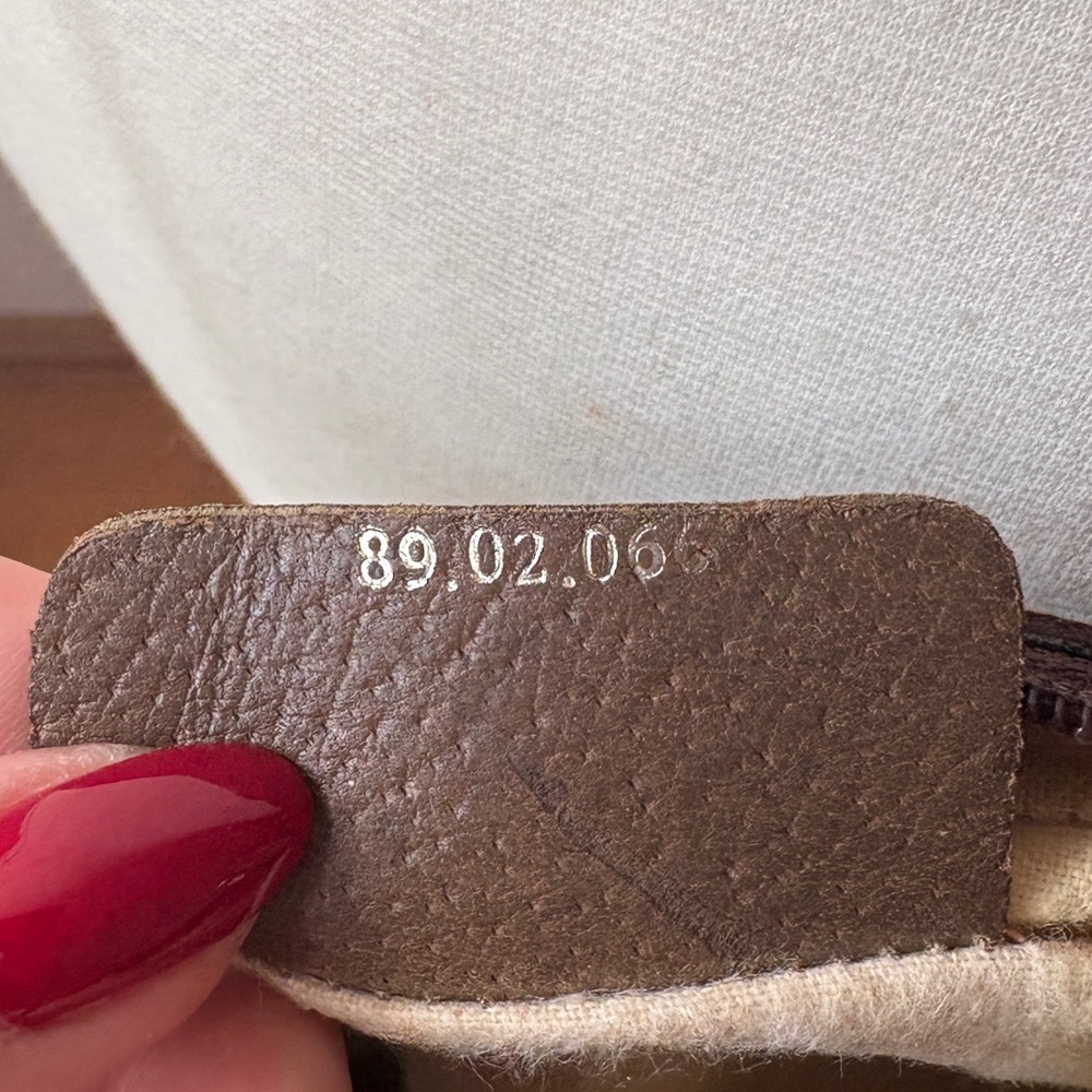 🤍💯Gucci Brown Leather Crossbody Bag🤍 - Picture 6 of 9